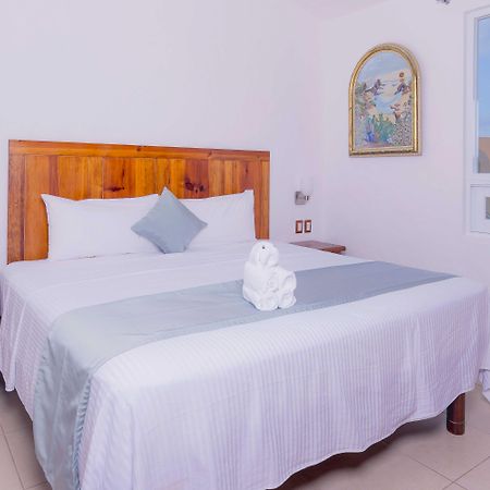 Villas & Resort Luz De Luna ซานตา ครูซ ฮัวทุลโก ภายนอก รูปภาพ